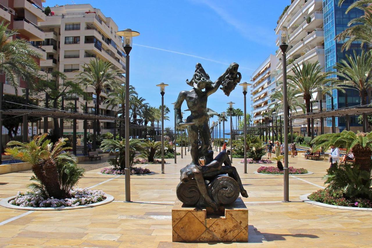 Modern Next The Marbella